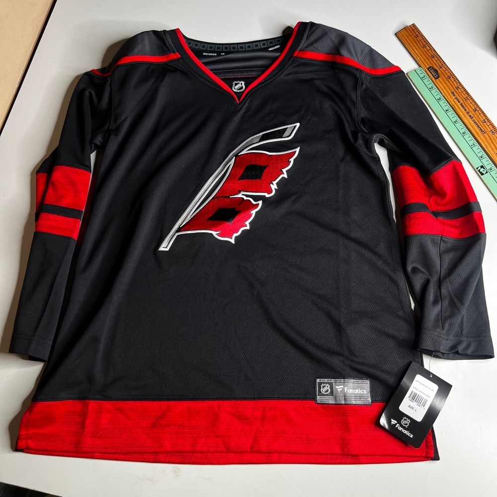 Fanatics Carolina Hurricanes NHL Breakaway Jersey Womens Large Black Red 879W